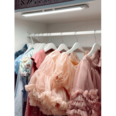 Osram Світильник з акумулятором OSRAM LINEAR FLAT 4Вт 3000/4000/6500К 270Лм 600мм 3000мА•год димується датчик руху USB-A > USB-С сірий