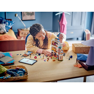 LEGO Конструктор Friends Замковий готель «Ночівля і завтрак»