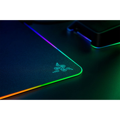 Razer Ігрова поверхня Firefly V2 RGB M Black (355х255х3мм)