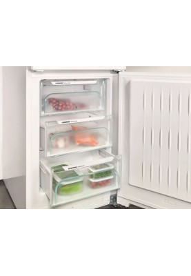 Liebherr Холодильник з нижн. мороз., 201x70х66.5, холод.відд.-296л, мороз.відд.-106л, 2дв., A++, NF, диспл внутр., білий