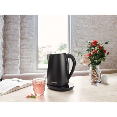 Gorenje Електрочайник 1.7л, подвійні стінки, LED дисплей, Strix контроль, чорний