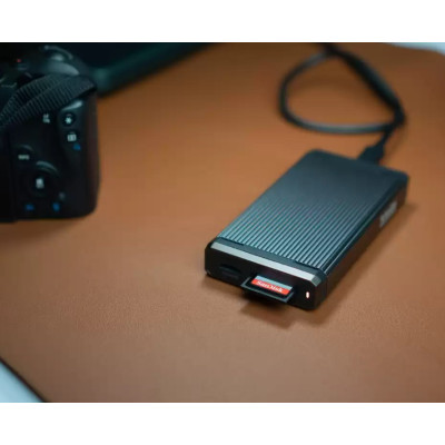 SanDisk Карта пам'яті SD 32GB C10 UHS-I U3 R100/W60MB/s Extreme V30 SanDisk Карта пам'яті SD 32GB C10 UHS-I U3 R100/W60MB/s Extreme V30