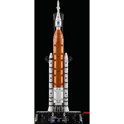 LEGO Конструктор LEGO Technic Ракета із системою космічного запуску NASA Artemis LEGO Конструктор LEGO Technic Ракета із системою космічного запуску NASA Artemis