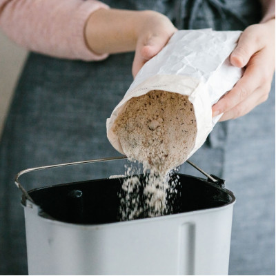 Panasonic Хлібопічка 550Вт, програм-30, макс.ваг -1.25кг, форма-прямокутник, метал, чорний