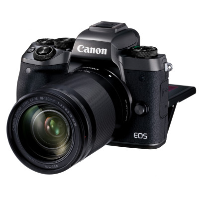 Canon EOS M5 18-150 IS STM Kit Black
