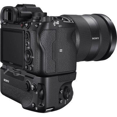 Sony Батарейний блок VG-C4EM для Alpha 7RM4/9M2