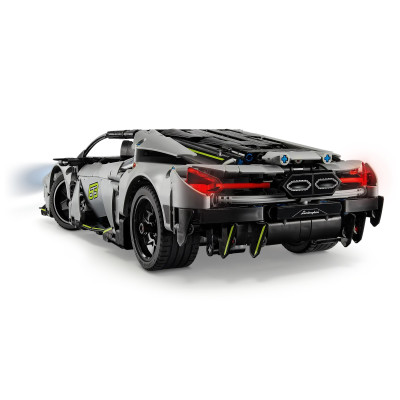 LEGO Конструктор Technic Суперкар Lamborghini Revuelto