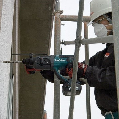 Makita Перфоратор DHR241RFJ акумуляторний, SDS+, 2Дж, Li-Ion 18В LXT, 2х3Аг