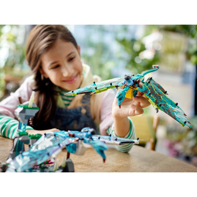 LEGO Конструктор Avatar Перший політ Джейка і Нейтірі на Банши