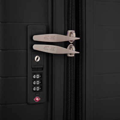 2E Валіза, Aero, поліпропілен, мала, 35/44 л, TSA, 4 колеса, EXP, чорна 2E Валіза, Aero, поліпропілен, мала, 35/44 л, TSA, 4 колеса, EXP, чорна