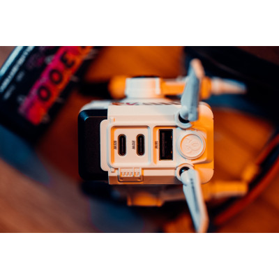 GravaStar Зарядне пристрій Alpha65 65Вт USB-C/USB-A, білий