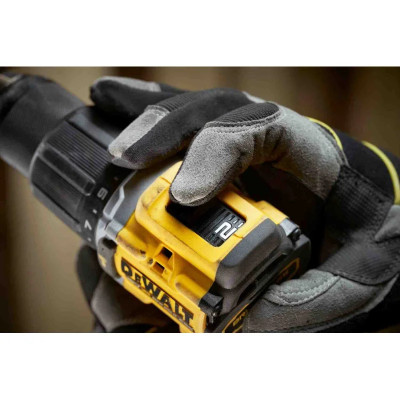 DeWALT Шурупокрут-дриль ударний акумуляторний XR Li-Ion 18В 90Нм 0-450·0-1650об/хв 0-7650·0-28050уд/хв кейс TSTAK 1.17кг без АКБ та ЗП