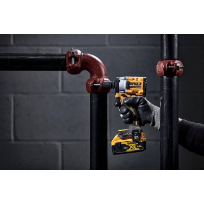 DeWALT Гайковерт ударний акумуляторний DeWALT XR Li-Ion 18В 610Нм 1440-2500об/хв 3550уд/хв 1/2" кейс TSTAK 1.1кг без АКБ та ЗП