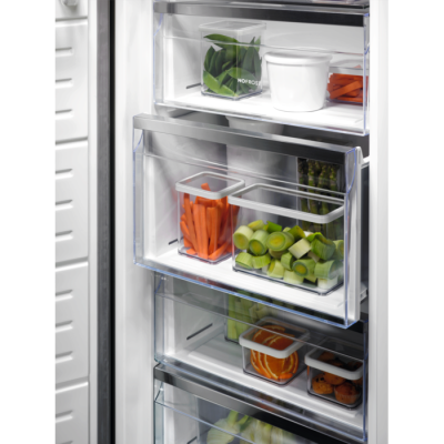 Electrolux Морозильна камера, 186x60х65, 278л, E, NF, інв., нерж Electrolux Морозильна камера, 186x60х65, 278л, E, NF, інв., нерж