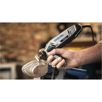 Dremel Шліфмашина шліфувально-гравірувальна акумуляторна Dremel 4250-1/35 175В 5000-35000об/хв 35 насадок кейс 0.60кг Dremel Шліфмашина шліфувально-гравірувальна акумуляторна Dremel 4250-1/35 175В 5000-35000об/хв 35 насадок кейс 0.60кг