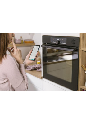 Gorenje Духова шафа електрична, 77л, A+, TouchFree, пара, дисплей, Wi-Fi керування, піроліз, готув. на різн рівнях, нерж