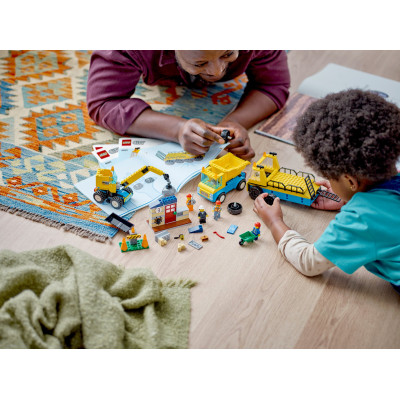 LEGO Конструктор City Будівельна вантажівка й кулястий кран-таран