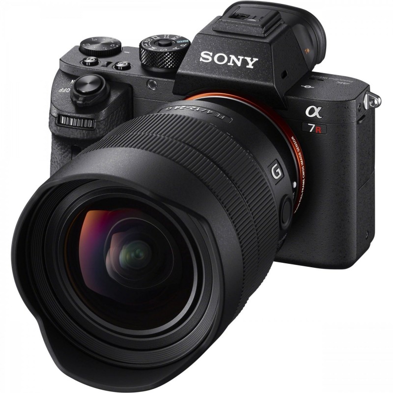 Sony 12-24mm, f/4.0 G для NEX FF