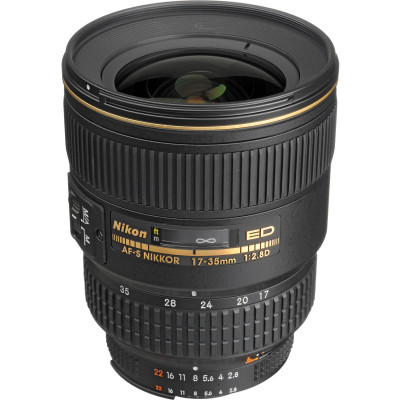 Nikon 17-35 mm