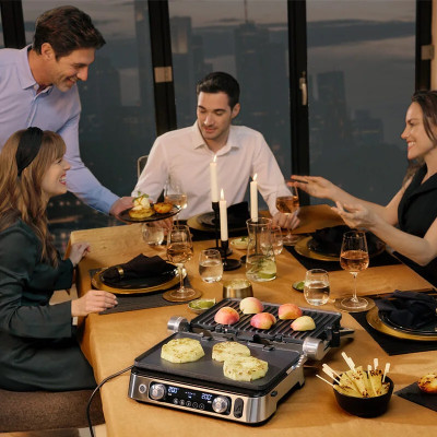 Braun Гриль притискний MultiGrill 9 CG 2200Вт, темп. режимів-3, з'ємні пластини, термощуп, метал