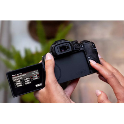 Canon Цифр. фотокамера EOS R10 + RF-S 18-45 IS STM