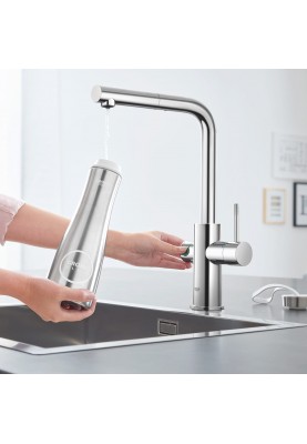 Grohe Змішувач для кухні Blue Home, довж.виливу - 223мм, поворотний, витяжний, 1 важіль + сенсор, хром