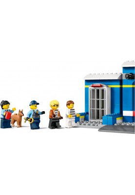 LEGO Конструктор City Переслідування на поліцейській дільниці