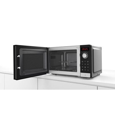 Bosch Мікрохвильова піч, 20л, електр. управл., 800Вт, гриль, дисплей, чорний