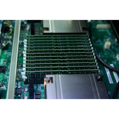 Kingston Пам'ять сервера Kingston DDR5 64GB 5600 ECC REG RDIMM Kingston Пам'ять сервера Kingston DDR5 64GB 5600 ECC REG RDIMM