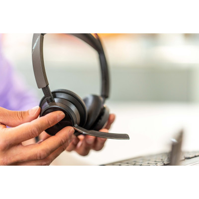 Poly Гарнітура комп'ютерна стерео On-ear Voyager Focus 2, USB-A, Bluetooth, всеспрямований, ANC, Acoustic fence, чорний