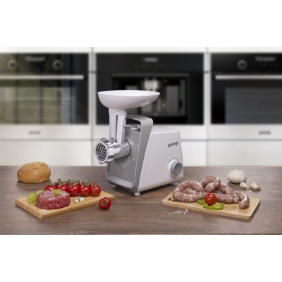 Gorenje М'ясорубка, 1600Вт, 2,2кг/хв, 2 грати, пластик, білий