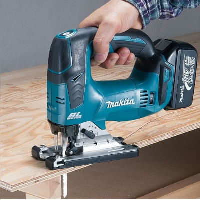 Makita DJV182Z акумуляторний LXT