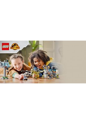 LEGO Конструктор Jurassic World Атака гігантозавра та теризинозавра