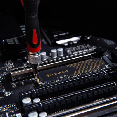 Transcend Накопичувач SSD M.2 2TB PCIe 4.0 MTE245S + розсіювач