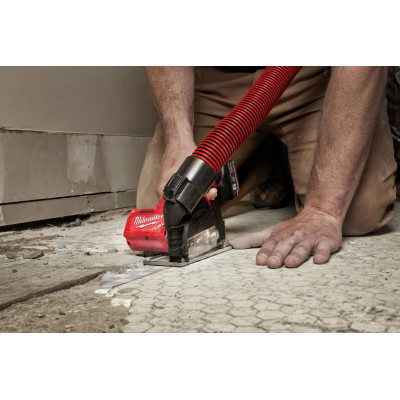 Milwaukee Шліфмашина кутова акумуляторна M12 FCOT 76мм 12В 1кг Milwaukee Шліфмашина кутова акумуляторна M12 FCOT 76мм 12В 1кг