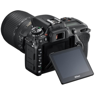 Nikon D7500[+ 18-140VR]