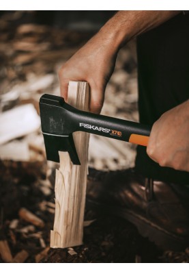 Fiskars Сокира туристична XS Х7