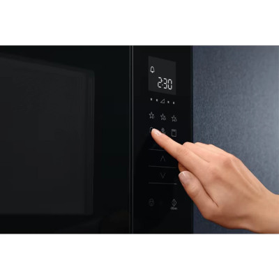 Electrolux Мікрохвильова піч Electrolux вбудована, 20л, електрон. керування, 700Вт, дисплей, чорний Electrolux Мікрохвильова піч Electrolux вбудована, 20л, електрон. керування, 700Вт, дисплей, чорний