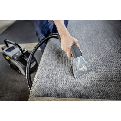 Karcher Пилосос професійний акумуляторний Karcher Puzzi 2/1 Bp 36Вт 16кПа контейнер 1.7/2.9л вологе/сухе прибирання 3.74кг Karcher Пилосос професійний акумуляторний Karcher Puzzi 2/1 Bp 36Вт 16кПа контейнер 1.7/2.9л вологе/сухе прибирання 3.74кг