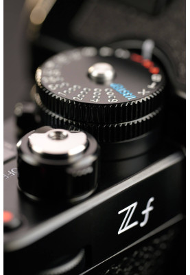 Nikon Цифр. фотокамера Zf body