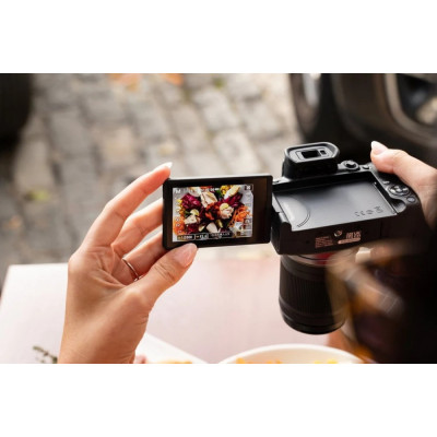 Canon Цифр. фотокамера EOS R10 + RF-S 18-150 IS STM + адаптер EF-RF
