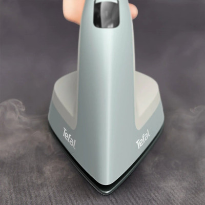 Tefal Прасувальна система Tefal Steam Board 450, 1800Вт, 1500мл, верт. відпарювання, нерж. сталь, білий Tefal Прасувальна система Tefal Steam Board 450, 1800Вт, 1500мл, верт. відпарювання, нерж. сталь, білий