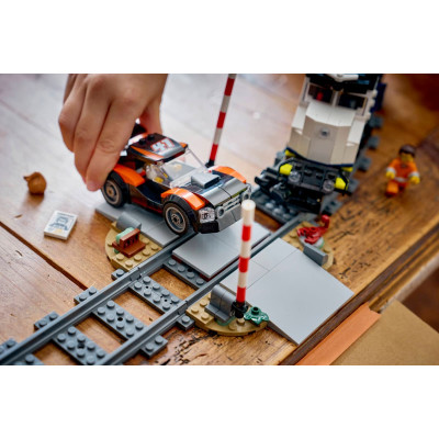 LEGO Конструктор LEGO City Пограбування поліцейського поїзда