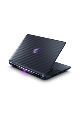 Gigabyte Ноутбук AORUS MASTER 16 BZH 16" 240Hz QHD OLED, INTEL ARL HX Ultra9, 32GB, F2TB, NVD5090-24, W11P, чорний