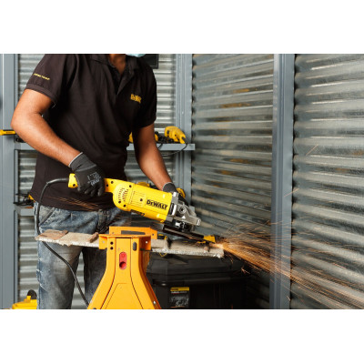 DeWALT Шліфмашина кутова DeWalt 2200Вт 230мм 6600об/хв 5.2кг DeWALT Шліфмашина кутова DeWalt 2200Вт 230мм 6600об/хв 5.2кг