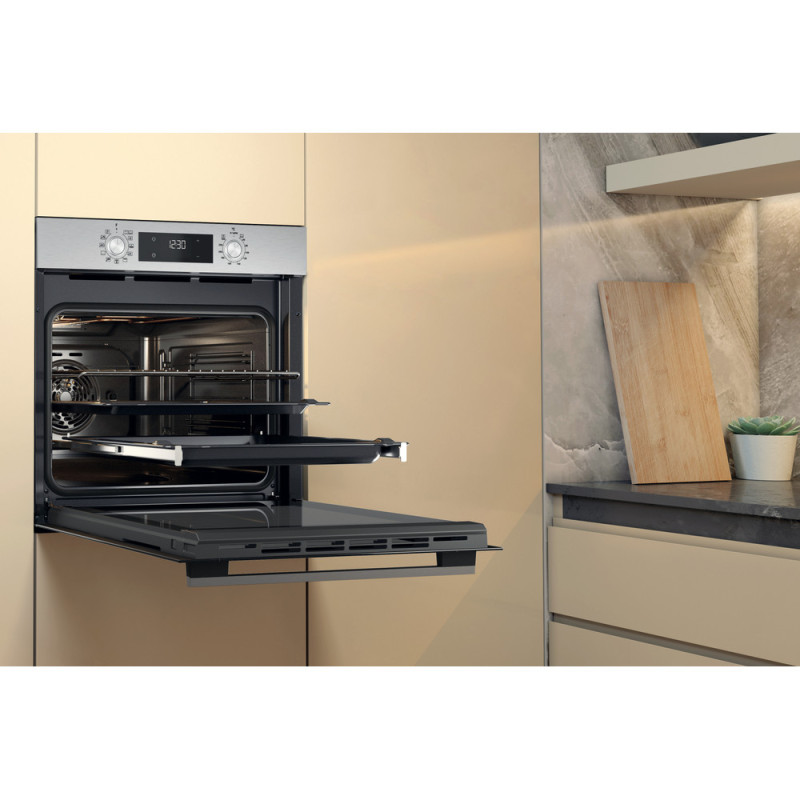 Whirlpool Духова шафа електрична, 71л, A+, дисплей, конвекція, телескопічні напрямні, нерж