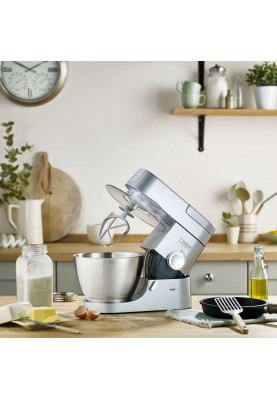 Kenwood Кухонная машина Chef, 1000Вт, чаша-метал, корпус-пластик, насадок-3, срібний