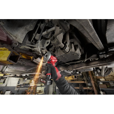 Milwaukee Шліфмашина кутова акумуляторна M12 FCOT 76мм 12В 1кг Milwaukee Шліфмашина кутова акумуляторна M12 FCOT 76мм 12В 1кг