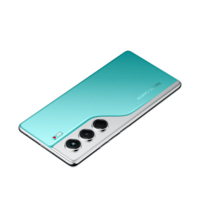 TECNO Смартфон Camon 40 (CM5) 6.78" 8/256ГБ, 2SIM, 5200мА•год, Emerald Lake Green