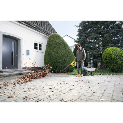 Karcher Повітродув садовий акумуляторний Karcher Leaf Blower LBL 4 36В 330куб/год 2.2кг без АКБ та ЗП